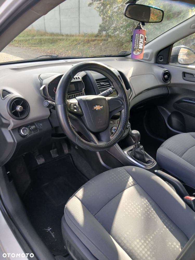 Chevrolet Aveo 1.2 LS - 5
