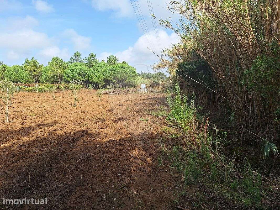 Terreno  para venda - Grande imagem: 2/4