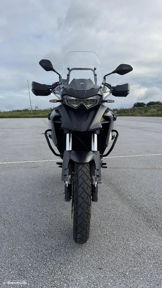 QJ Motor SRT 700X E5 - 3