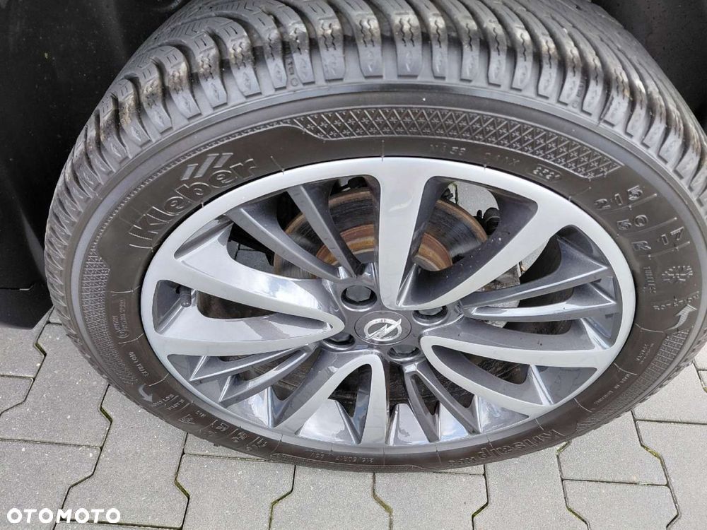 Opel Crossland X - 9