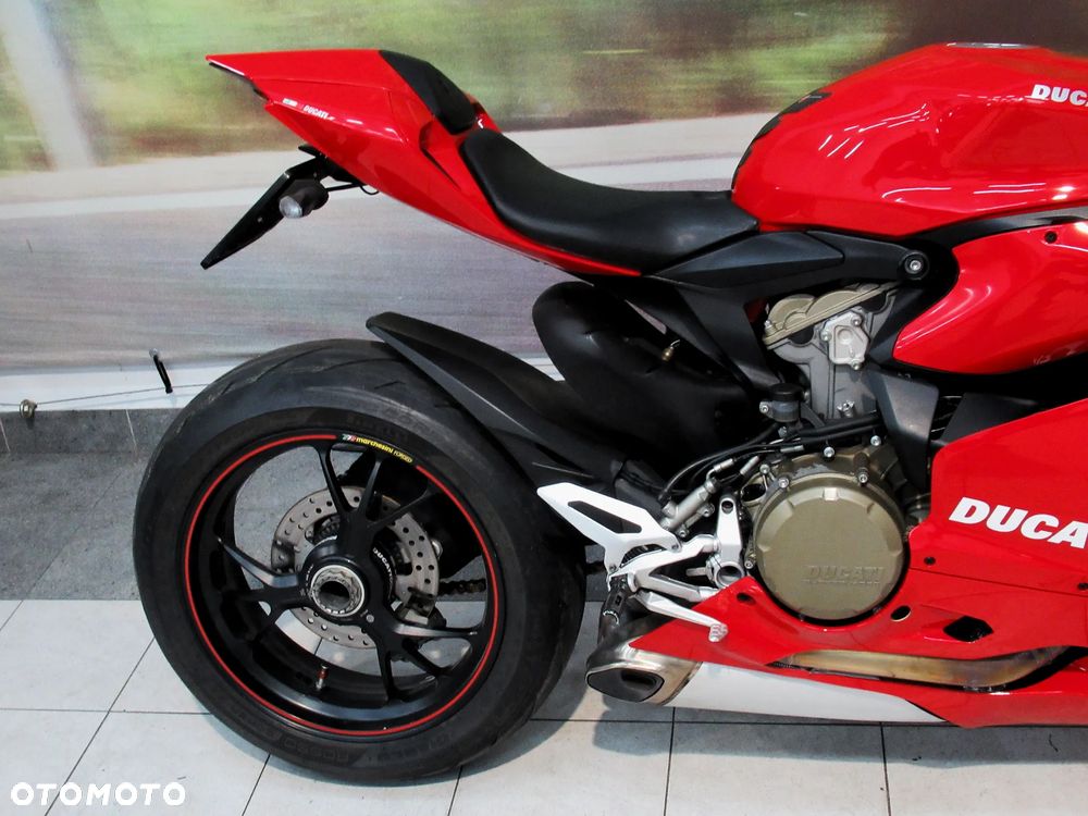 Ducati 1199 Panigale - 18