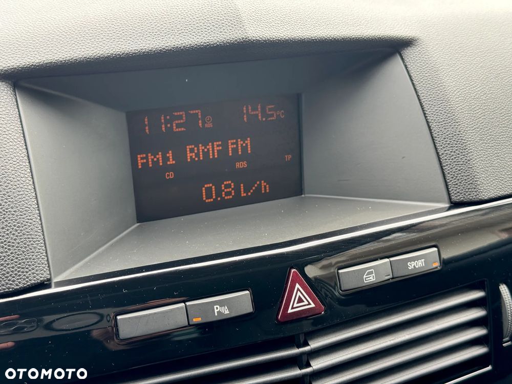 Opel Astra 1.6 Edition 111 Jahre - 25
