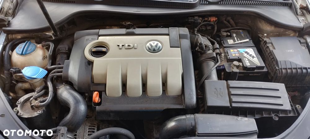 Volkswagen Golf 1.9 TDI Comfortline - 9