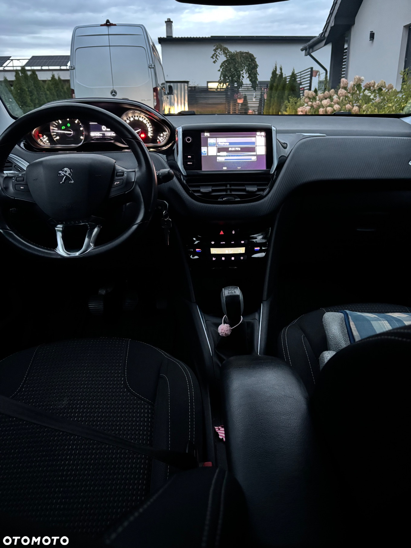 Peugeot 208 1.6 BlueHDi Active S&S - 5