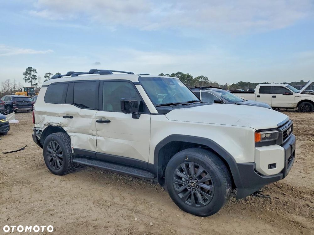 Toyota Land Cruiser - 2