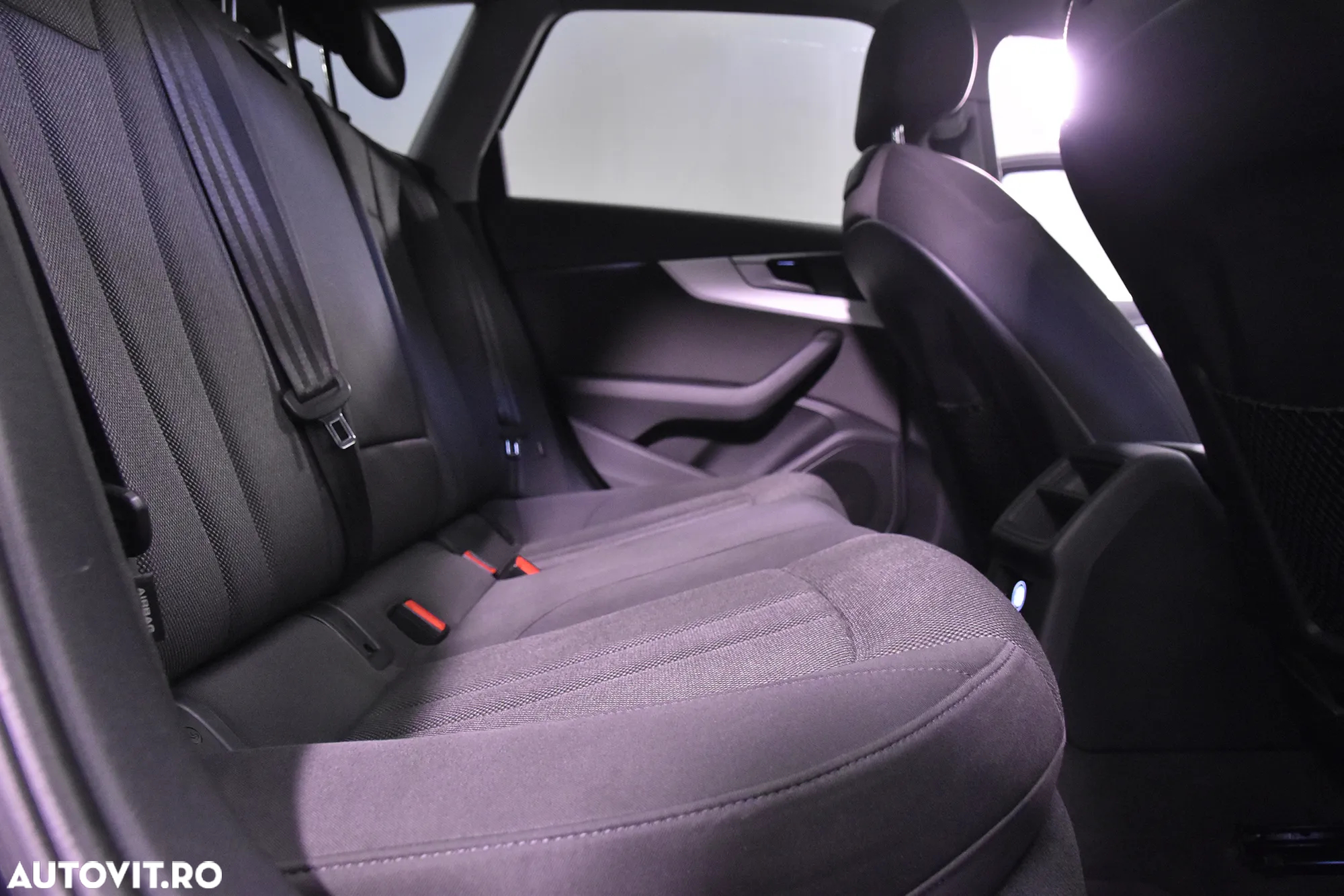 Audi A4 Allroad 2.0 TDI Quattro S tronic - 12