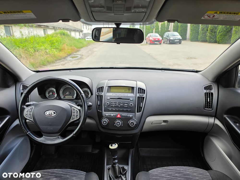 Kia Ceed 1.6 Comfort - 6