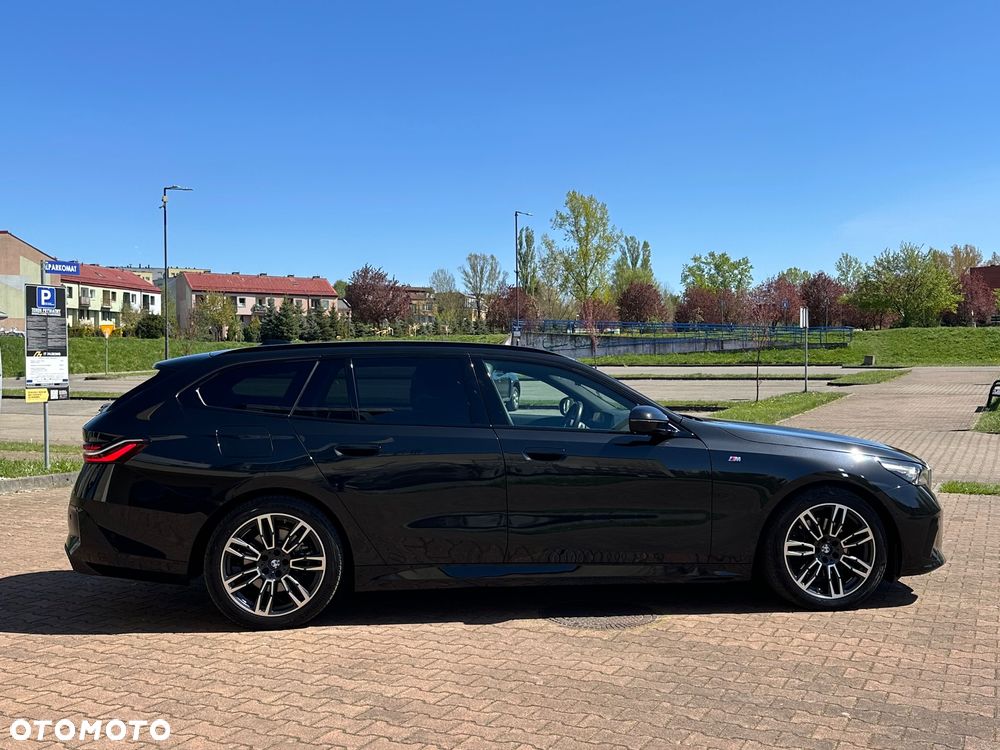 BMW Seria 5 520d xDrive - 14