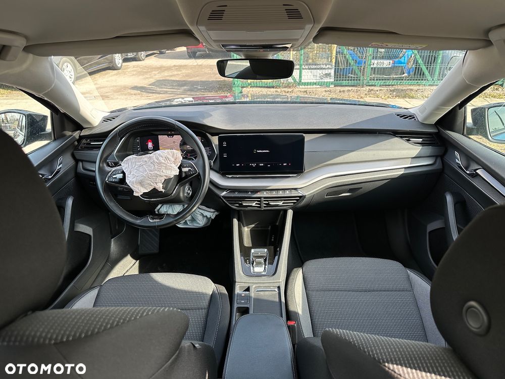 Skoda Octavia 2.0 TDI DSG Tour - 8