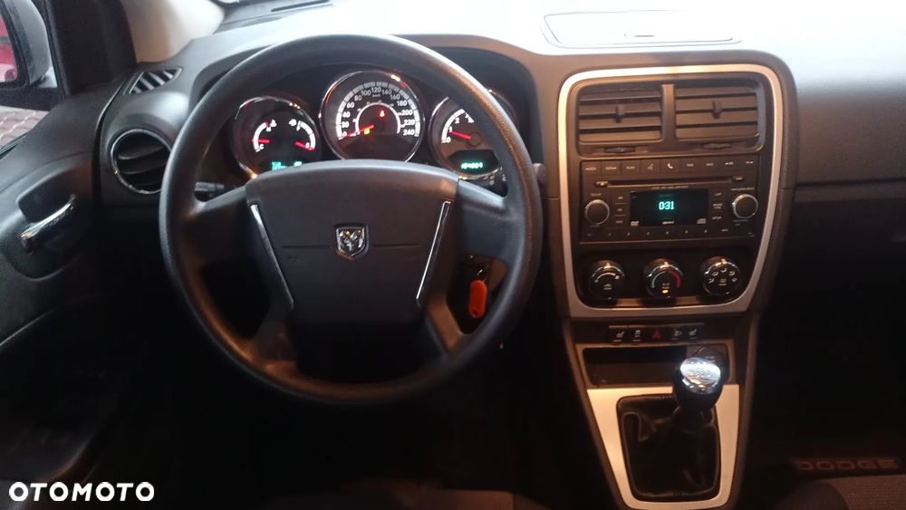 Dodge Caliber 2.0 SXT - 36