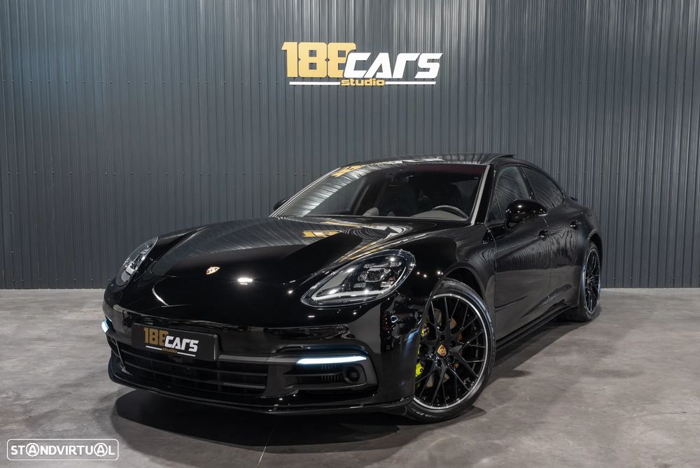 Porsche Panamera 4 E-Hybrid Platinum Edition - 1