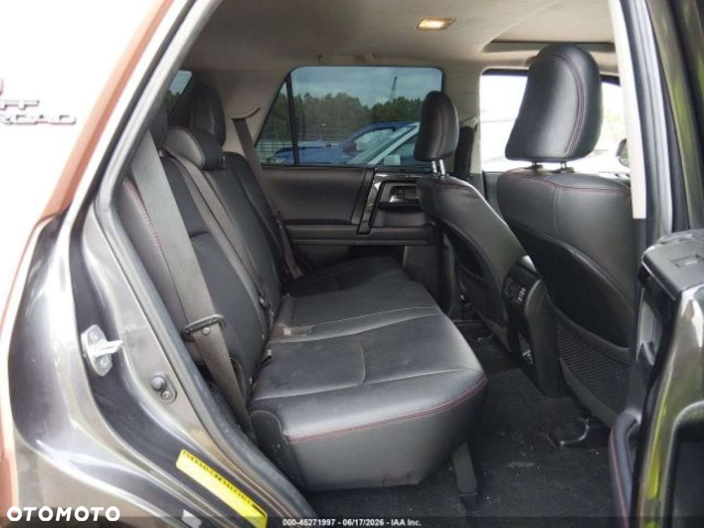 Toyota 4-Runner - 13