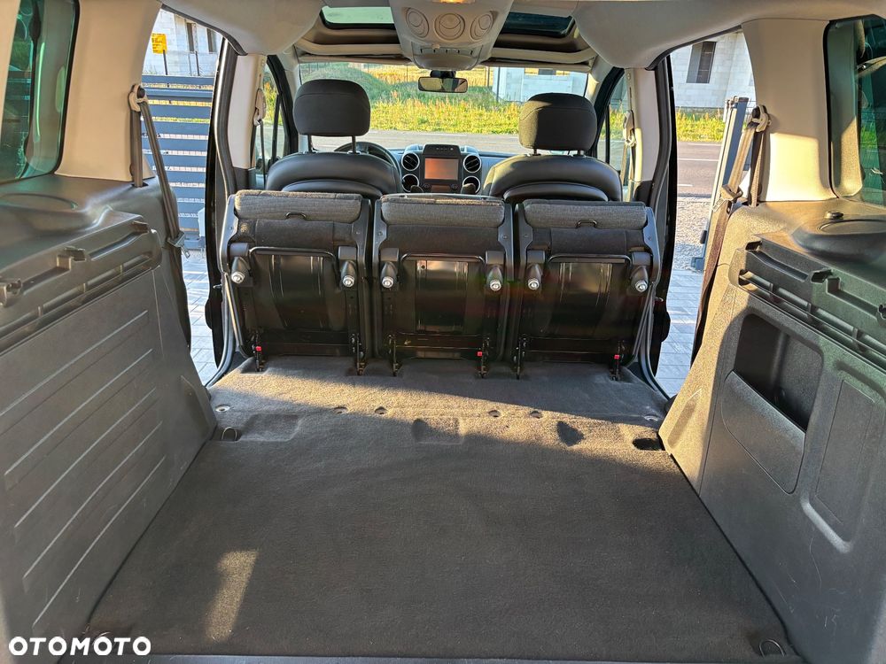 Citroën Berlingo Multispace BlueHDi 120 S&S SHINE - 23