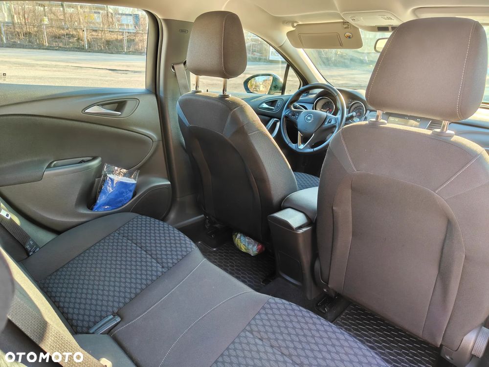 Opel Astra 1.4 T Enjoy - 19