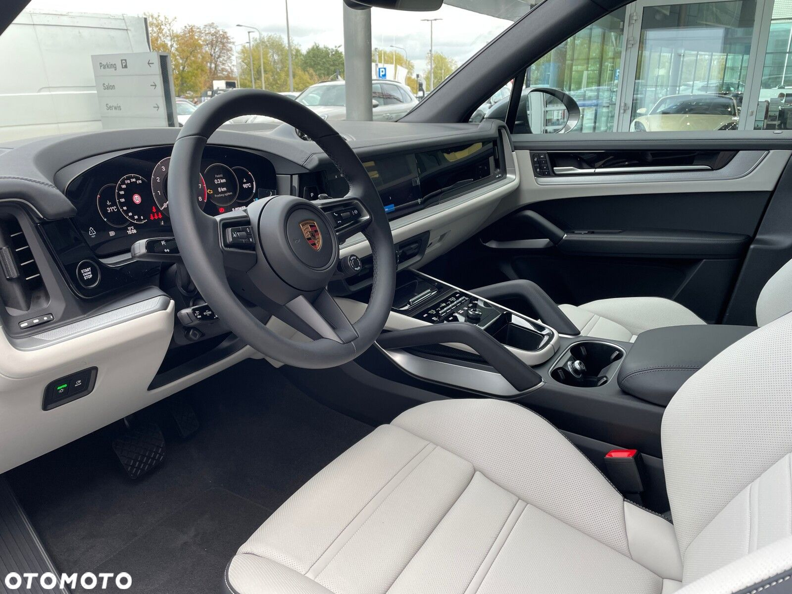 Porsche Cayenne - 15
