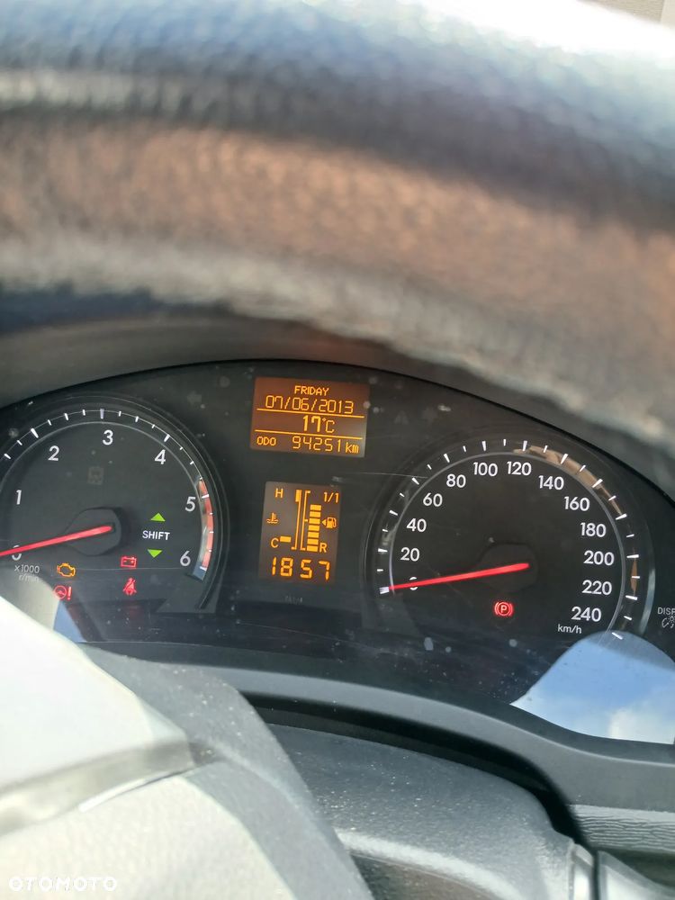 Toyota Avensis 2.0 D-4D Active - 5