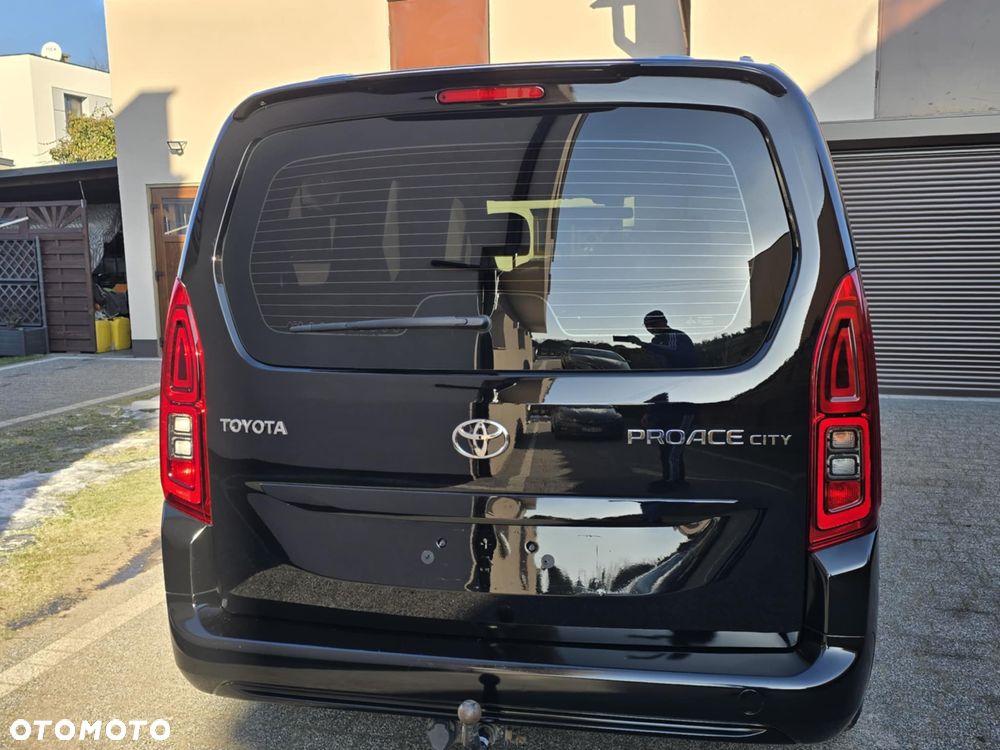 Toyota Proace City Verso Long 1.5 D-4D Business - 5