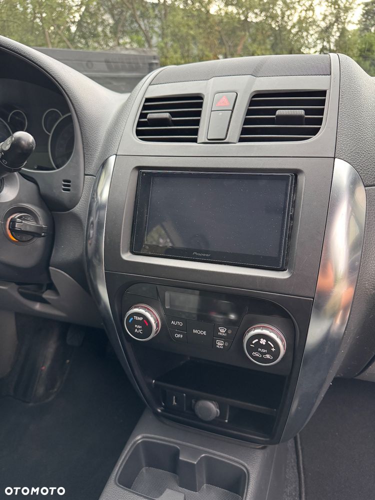 Suzuki SX4 1.6 VVT 4x4 Limited - 14