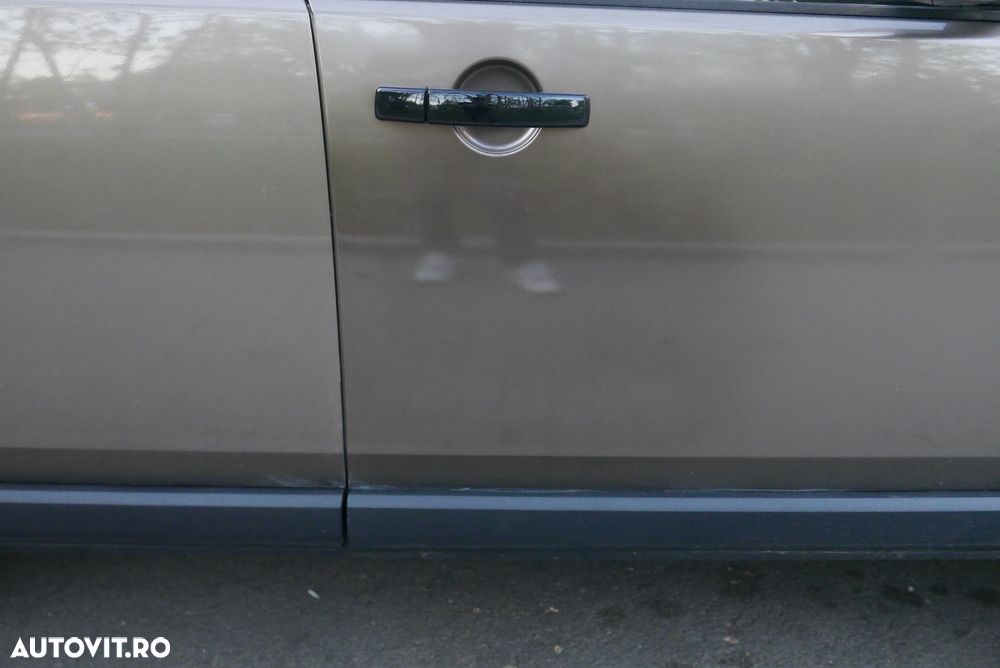 Land Rover Discovery 3.0 TDV6 S Aut - 38