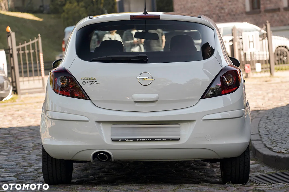 Opel Corsa 1.4 16V Color Edition - 4