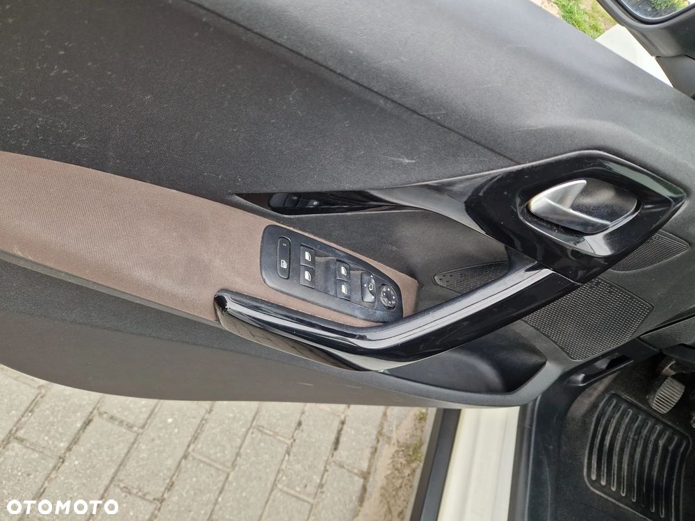 Peugeot 2008 1.6 VTi Active - 13