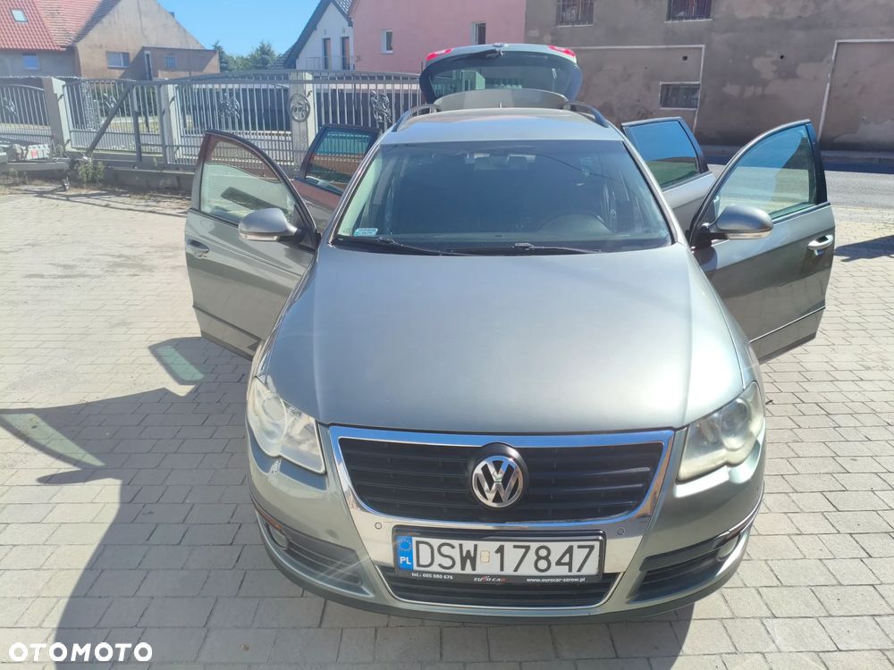 Volkswagen Passat 2.0 TDI Trendline - 12