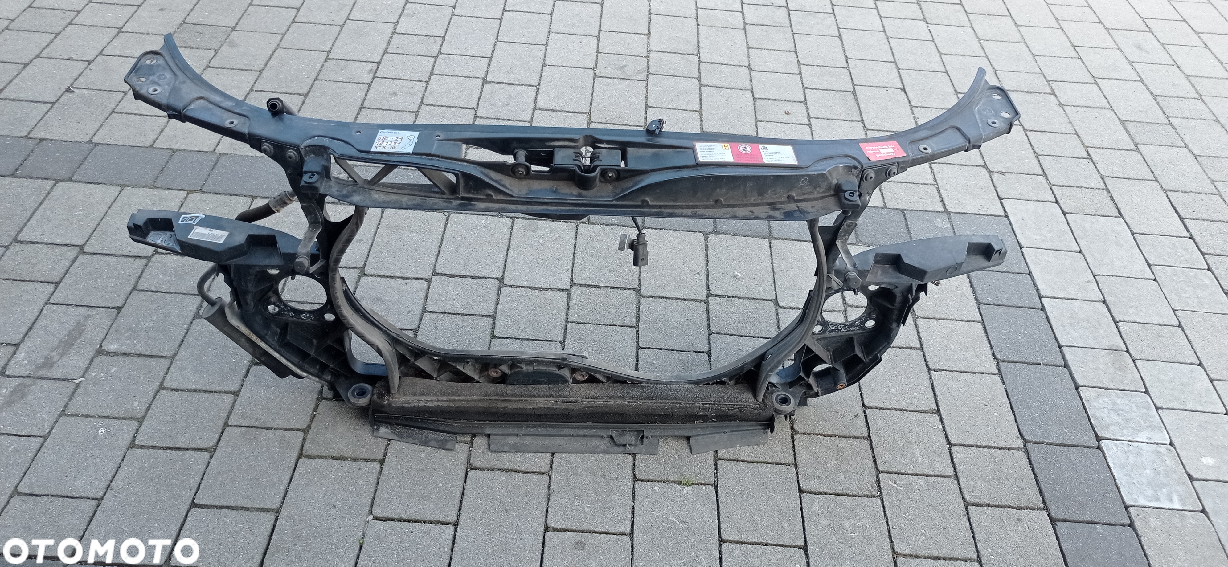 Audi A4 B6 pas przedni 20 ALT 130 KM - 2