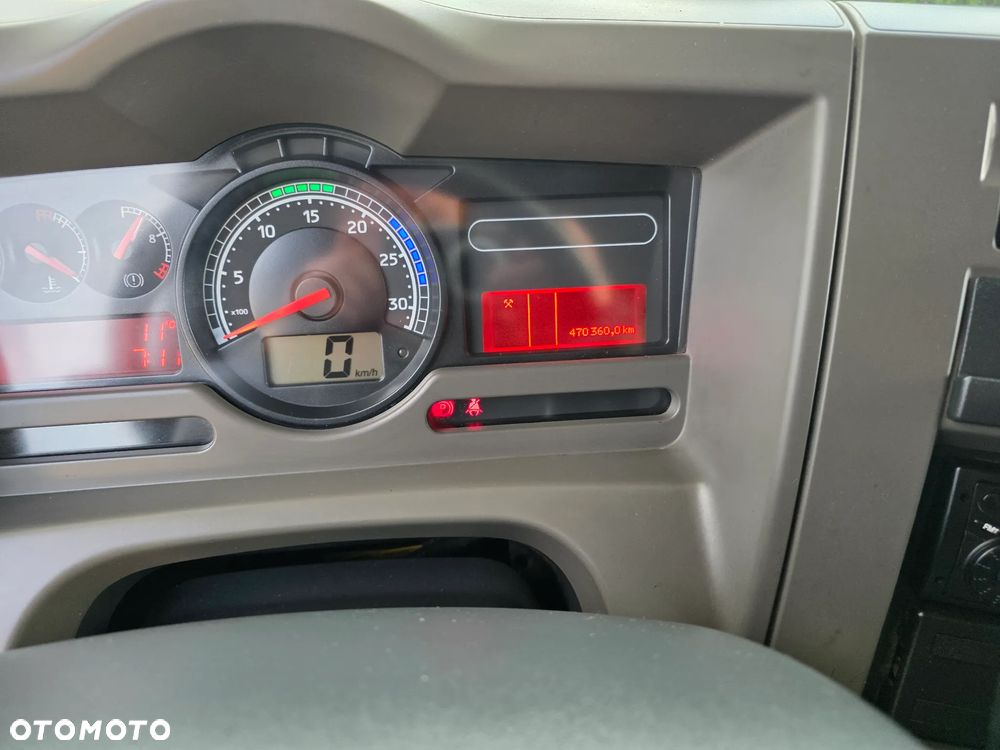 Renault Midlum 240 DXI - 23