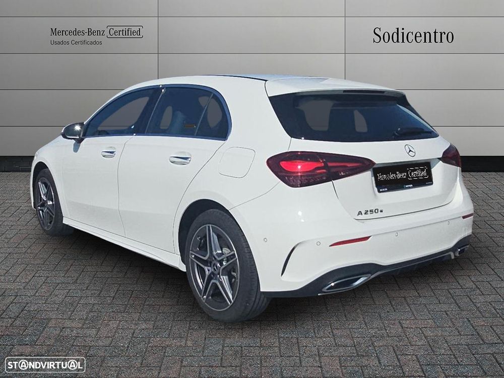Mercedes-Benz A 250 e - 8