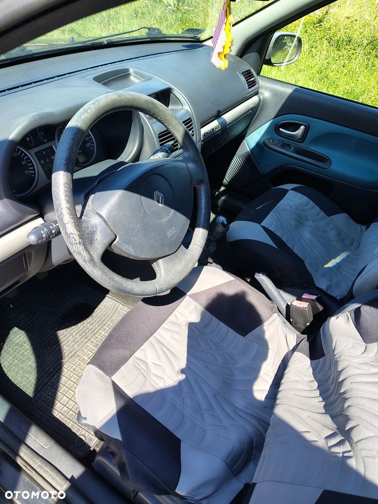 Renault Clio 1.2 16V Confort Dynamique - 12