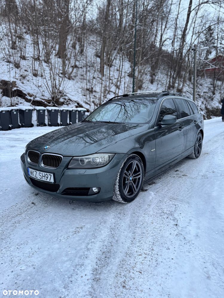 BMW Seria 3 330d xDrive - 9
