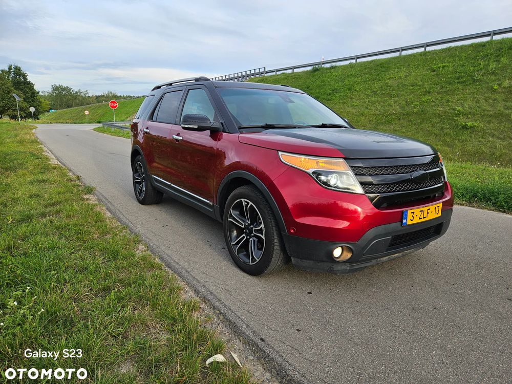 Ford Explorer - 4