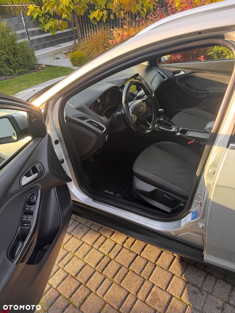 Ford Focus 2017 photo 5