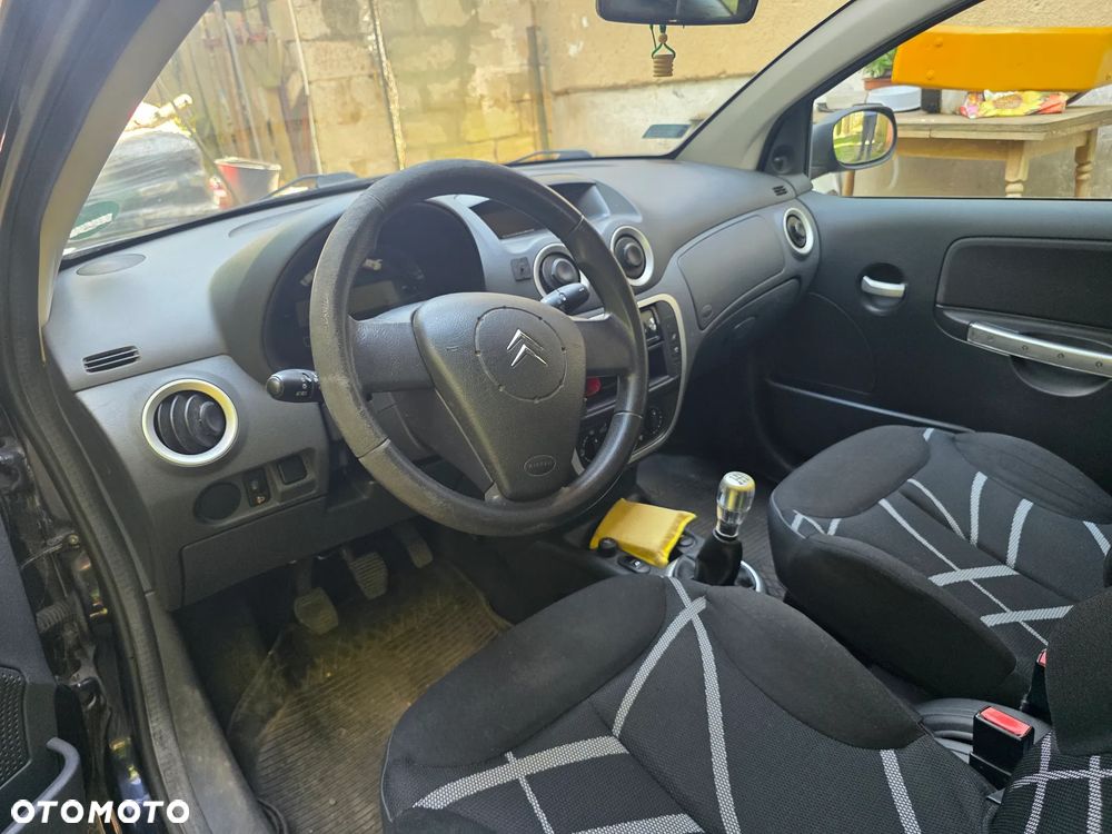 Citroën C2 1.1 X - 8