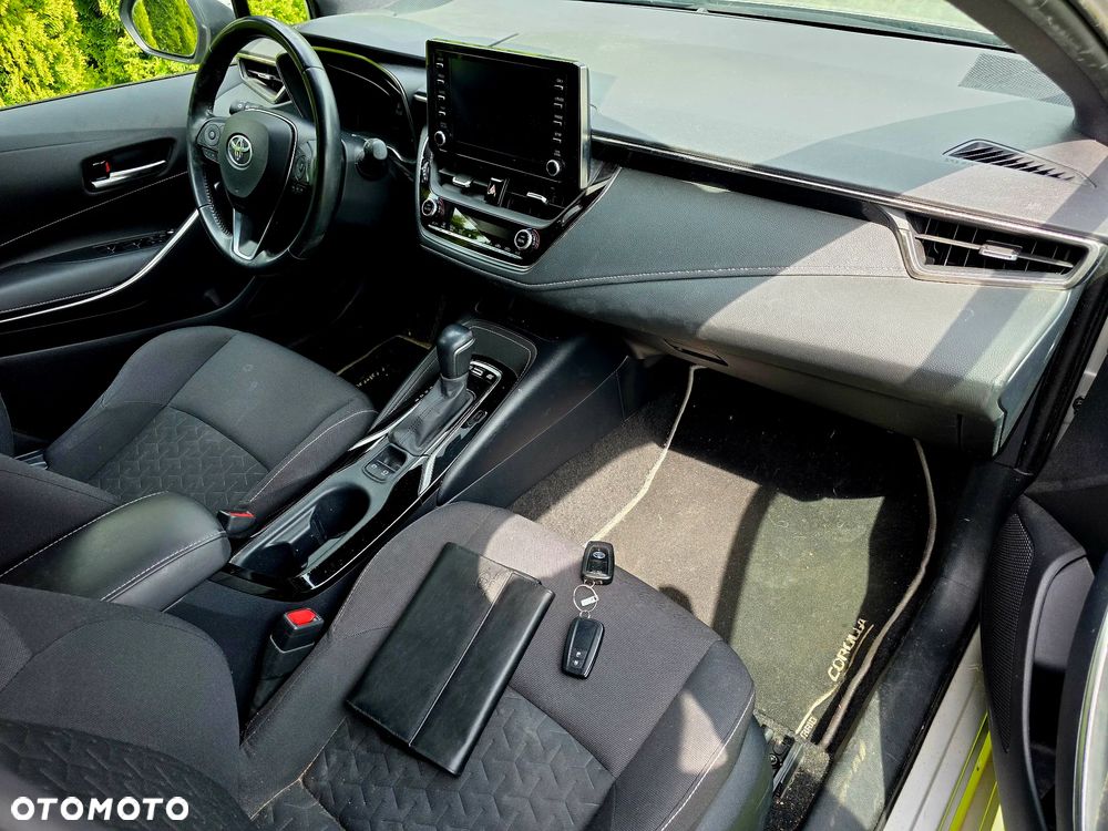 Toyota Corolla 1.8 Hybrid Comfort - 12