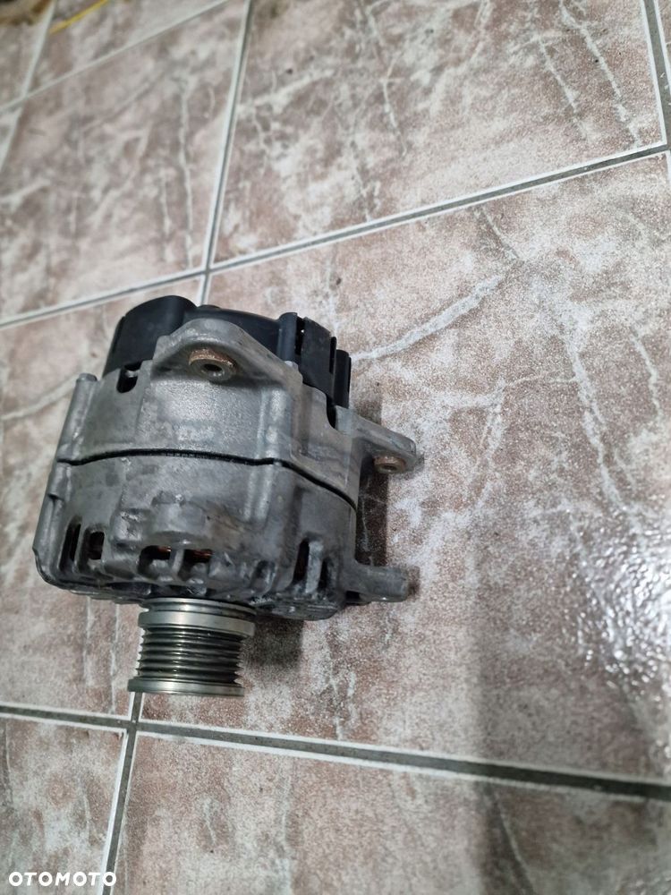 AUDI A4 B8 8K A5 8T A6 C7 2.0 TDI CNH ALTERNATOR 180A 04L903017A - 5