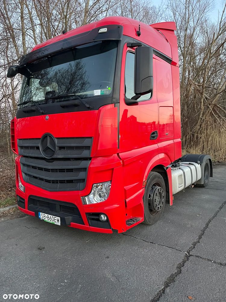 Mercedes-Benz Actros - 1