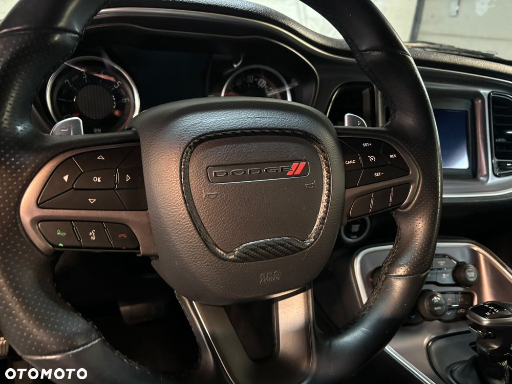 Dodge Challenger 3.6 SXT - 12