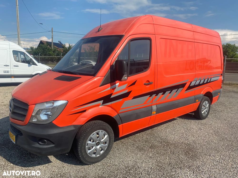 Mercedes-Benz Sprinter - 1