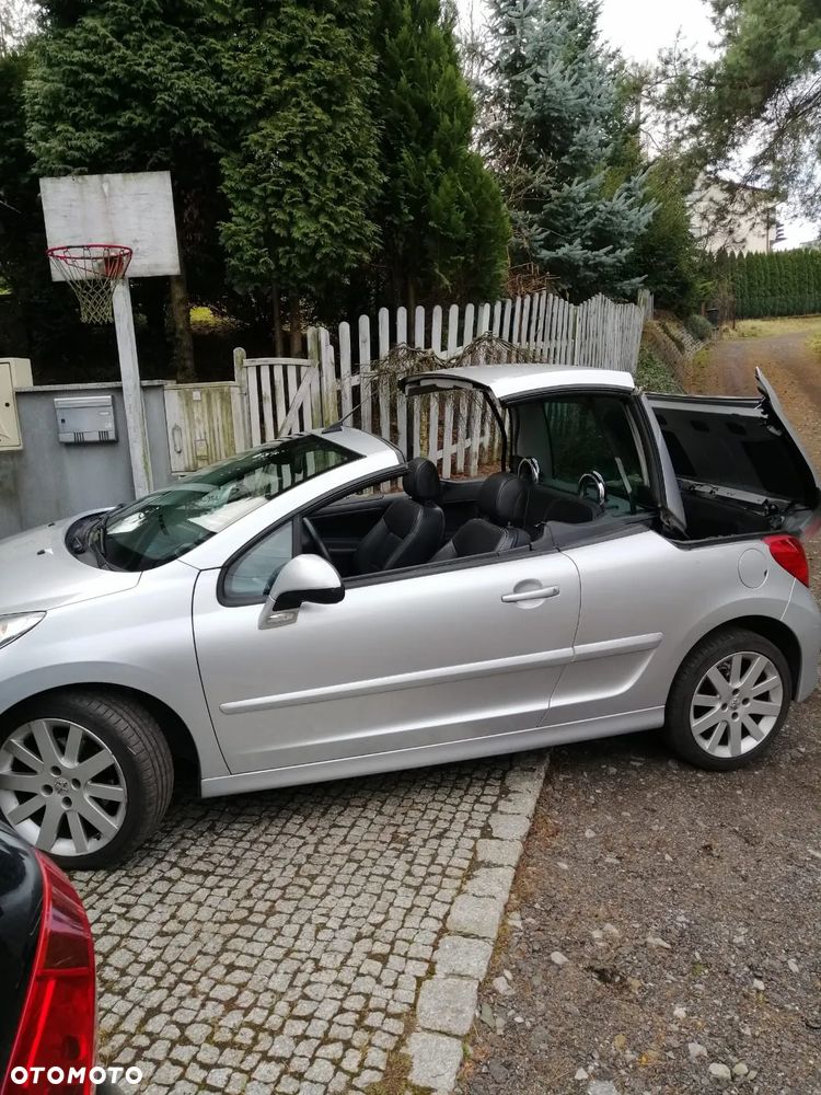 Peugeot 207 CC - 8