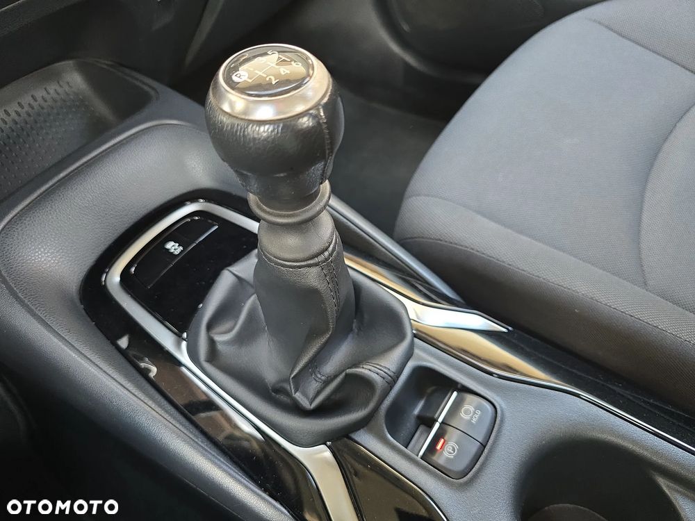Toyota Corolla - 22