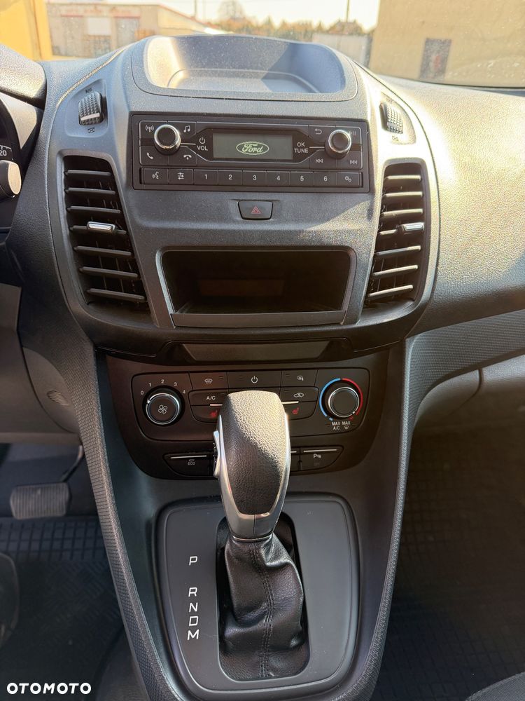 Ford Transit Connect - 20