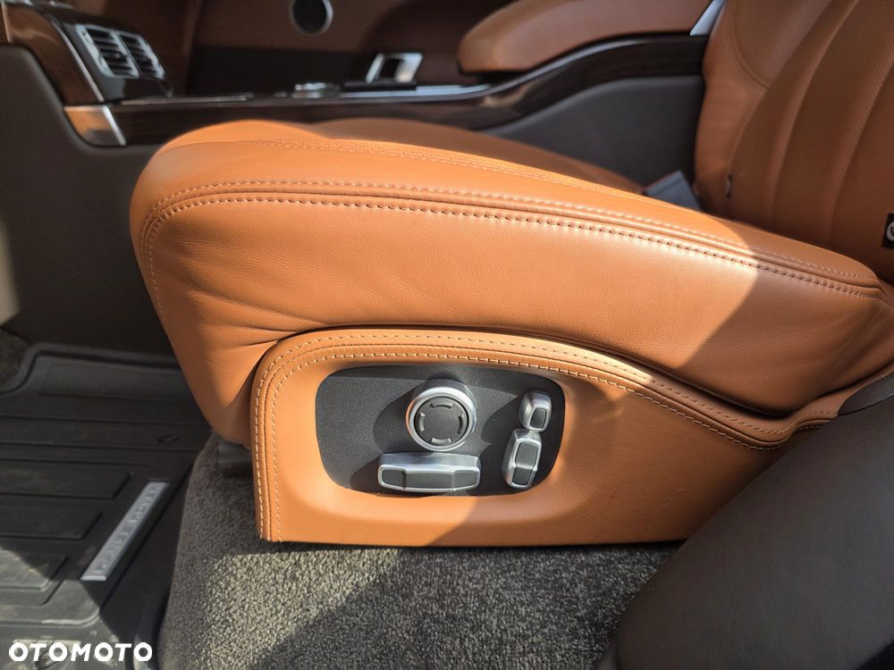 Land Rover Range Rover 4.4SD V8 LWB SV AB - 24