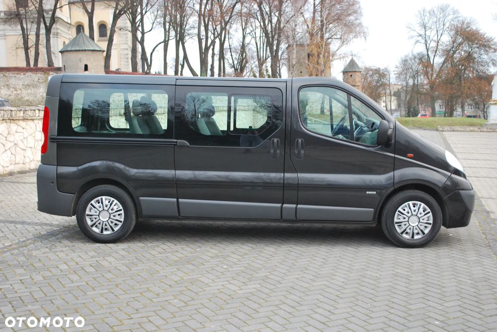 Opel Vivaro L2H1 - 12