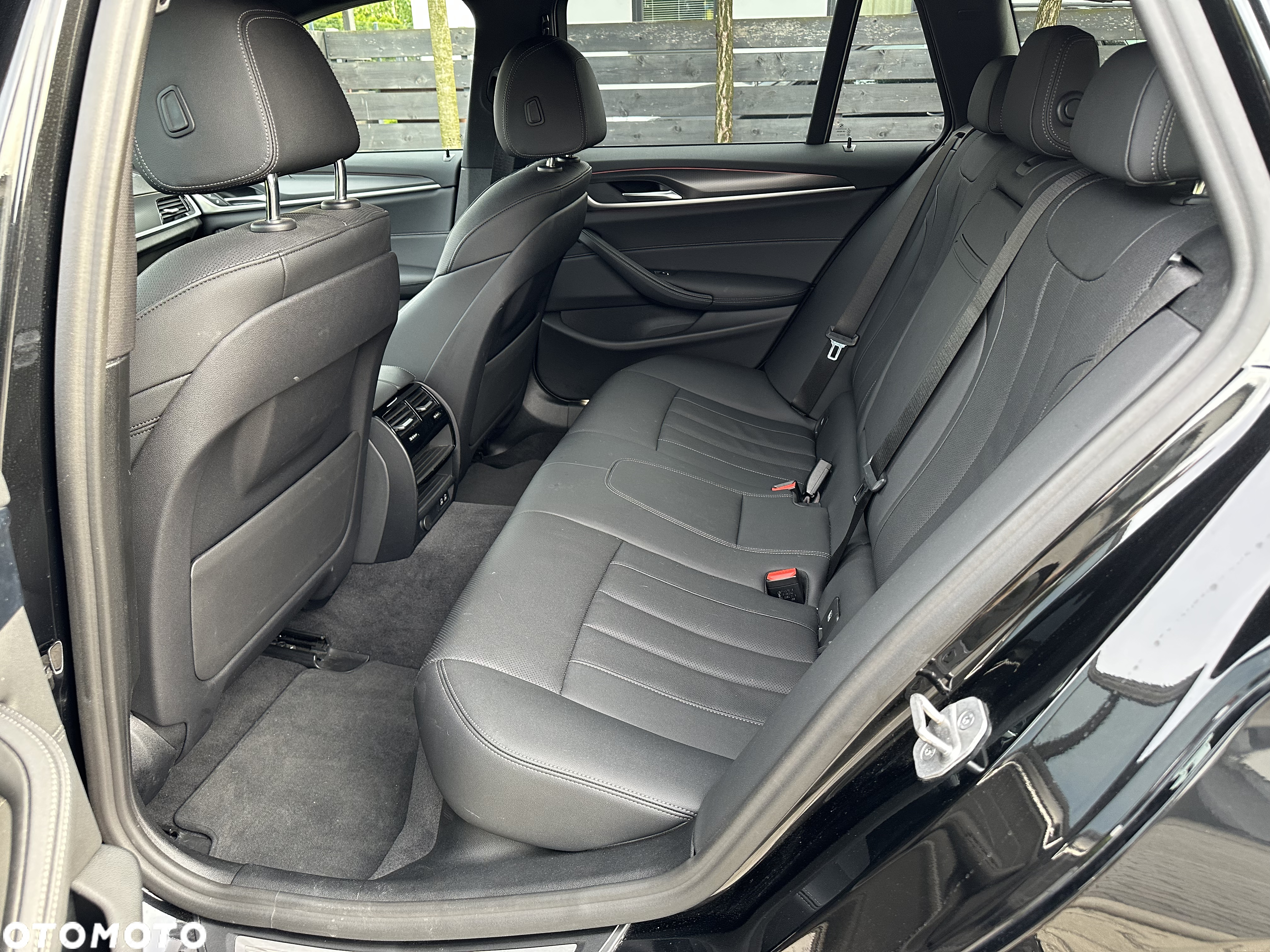 BMW Seria 5 - 16