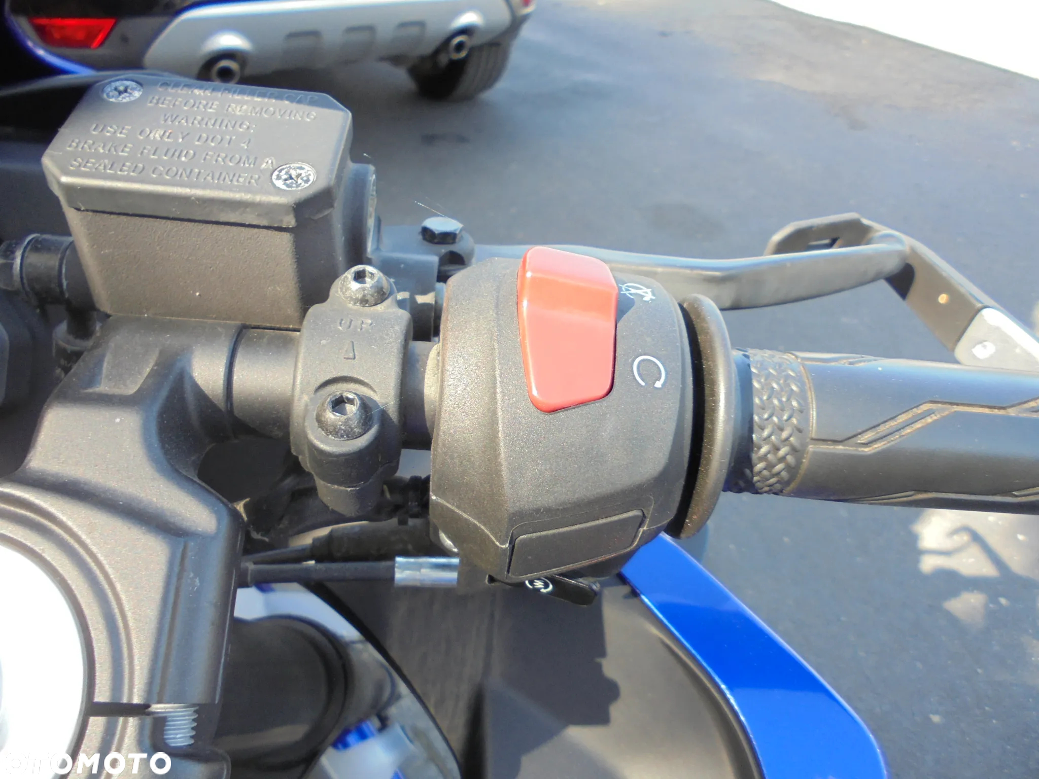 Yamaha YZF - 9