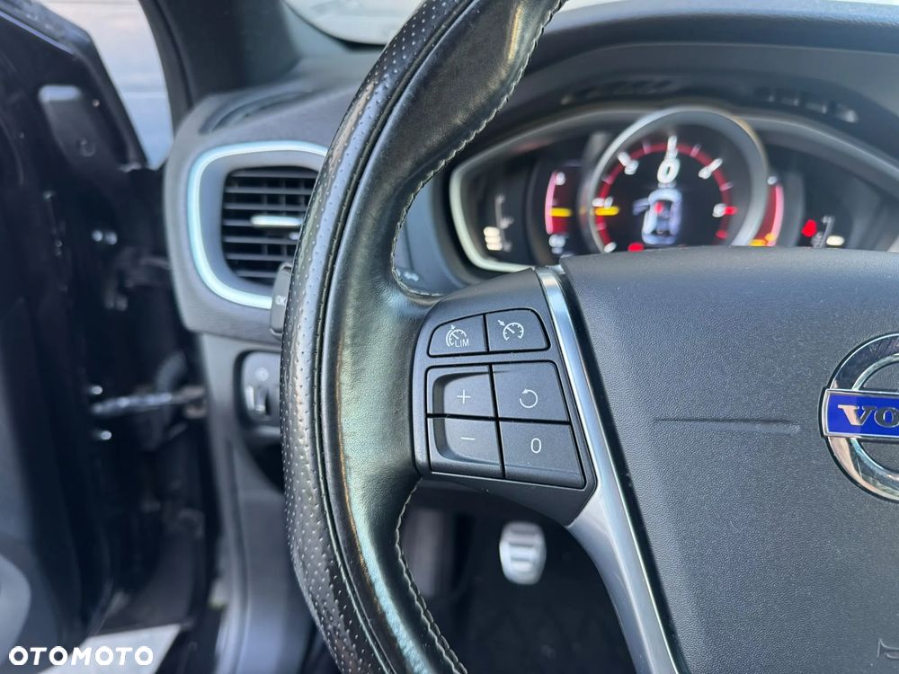 Volvo V40 D2 RDesign - 11