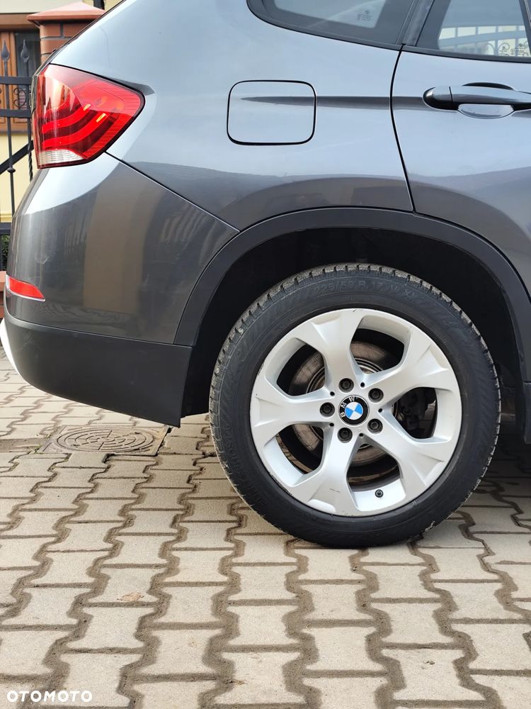BMW X1 sDrive16d xLine - 23