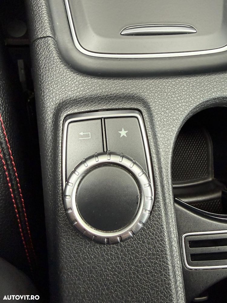 Mercedes-Benz CLA 180 7G-DCT AMG Line - 37