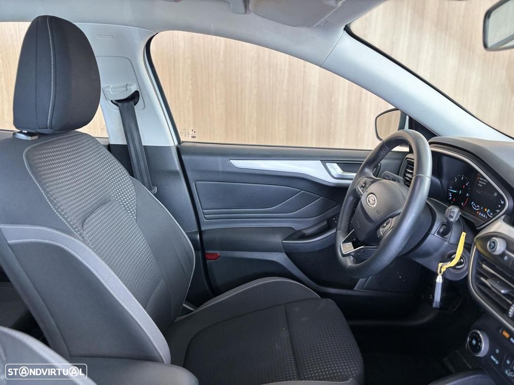 Ford Focus SW 1.5 TDCi EcoBlue Business Aut. - 10